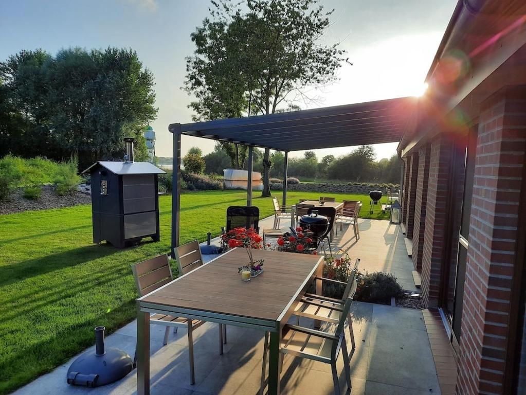 Ferienwohnung Sonnenaufgangsgenuss Harriersand Schwanewede Bagian luar foto